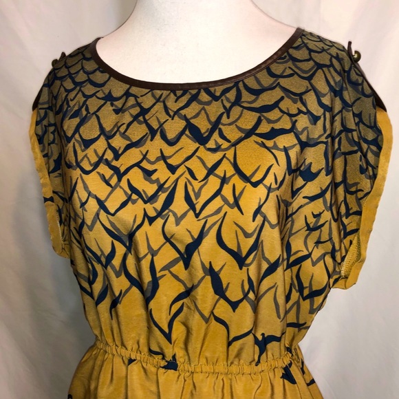 Maude Dresses & Skirts - Maude Bird Print Dress